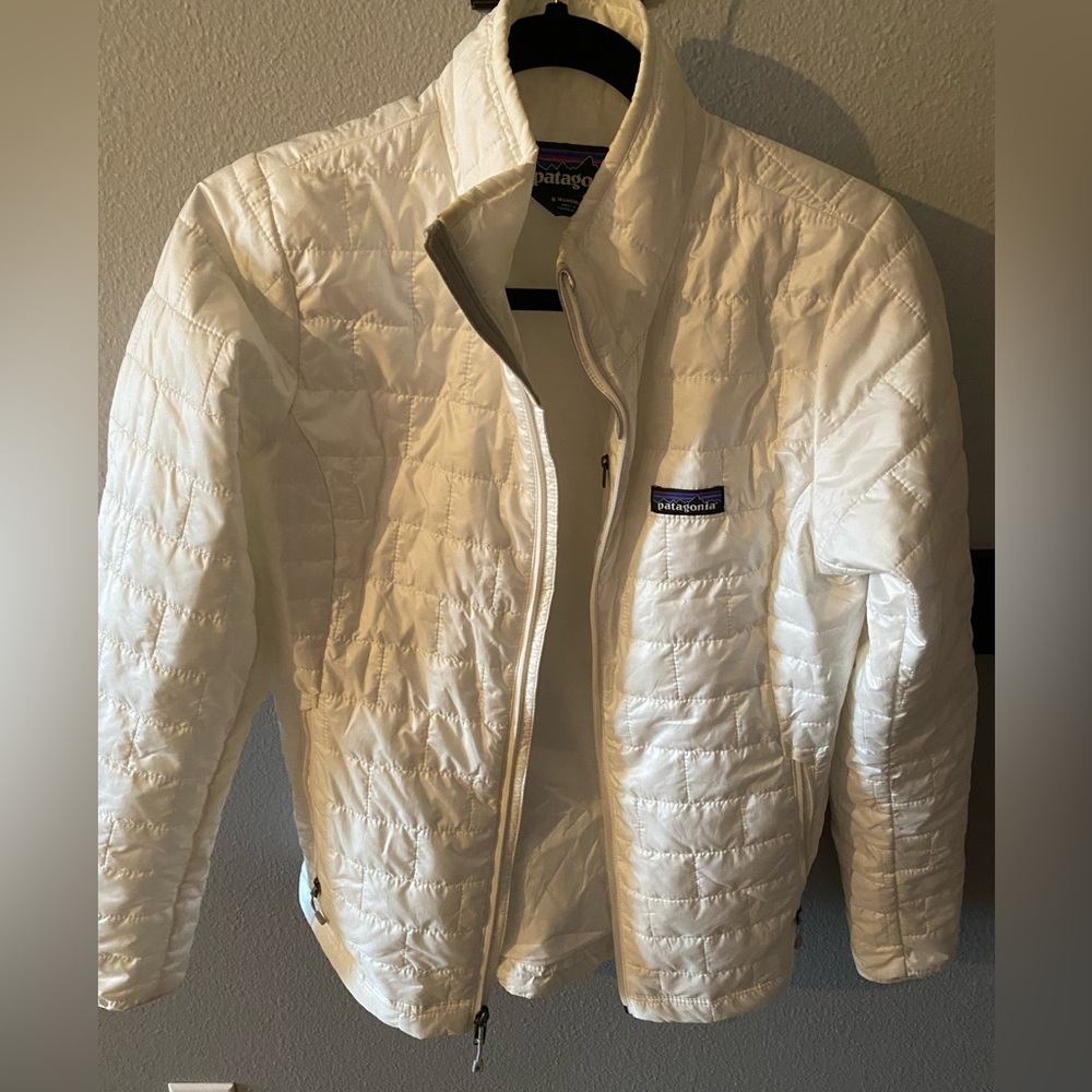 Patagonia puffy coat